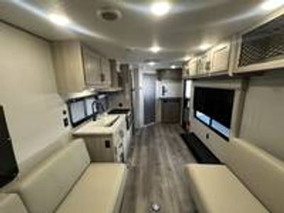 2024 Coachmen Coachmen Catalina - Photo 13
