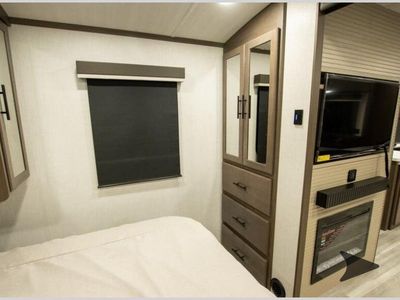 2026 Keystone RV Cougar Half-Ton - Photo 16