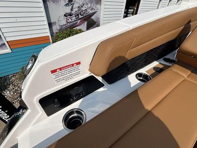 2025 Chaparral 267 SSX - Photo 36