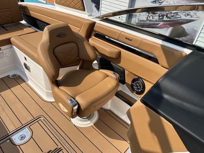 2025 Chaparral 267 SSX - Photo 30