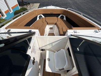 2025 Chaparral 267 SSX - Photo 24