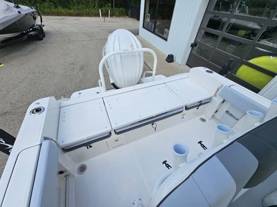 2026 Robalo R232 EX - Photo 7