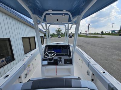 2026 Robalo R232 EX - Photo 11