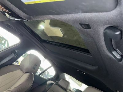 2025 BMW 5 Series — photo 32 view