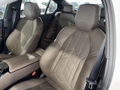 2025 BMW 5 Series — photo 33 view
