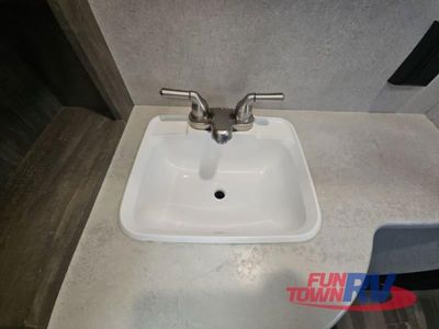 2020 Forest River RV Vibe - Photo 33