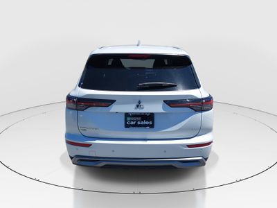 2025 Mitsubishi Outlander - Photo 6