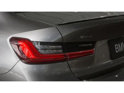 2026 BMW 3 Series — photo 8 view