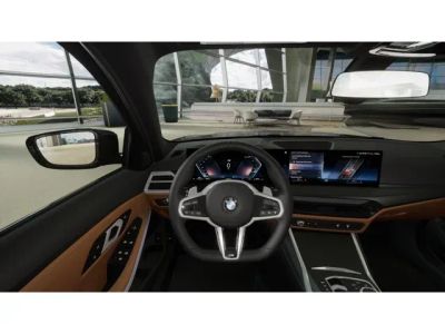 2026 BMW 3 Series — photo 13 view