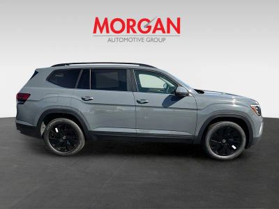 2026 Volkswagen Atlas — photo 8 view