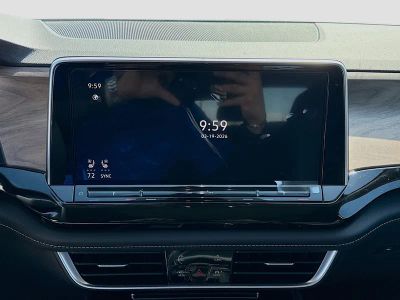 2026 Volkswagen Atlas — photo 12 view
