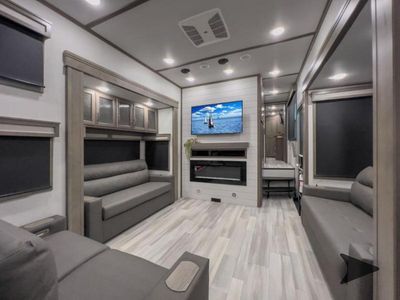 2026 Grand Design Solitude - Photo 7