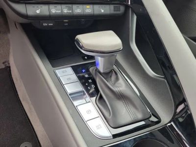 2024 Hyundai Elantra — photo 23 view