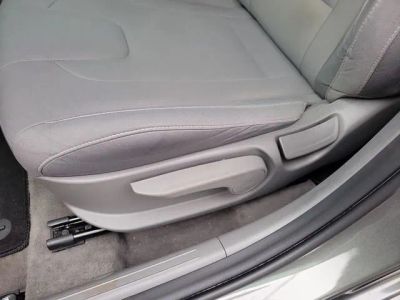 2024 Hyundai Elantra — photo 13 view