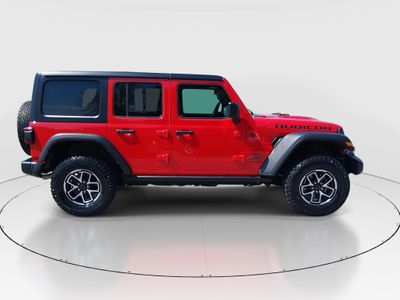 2024 Jeep Wrangler - Photo 8