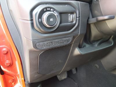 2024 Jeep Wrangler - Photo 13