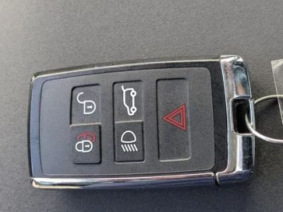 2025 Land Rover Discovery — photo 34 view