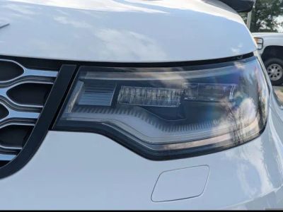 2025 Land Rover Discovery — photo 11 view