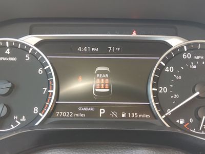 2024 Nissan Pathfinder — photo 14 view