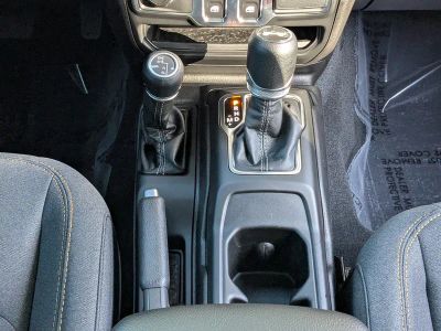 2026 Jeep Wrangler — photo 21 view