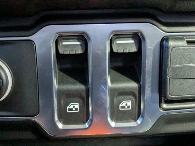 2026 Jeep Wrangler — photo 26 view