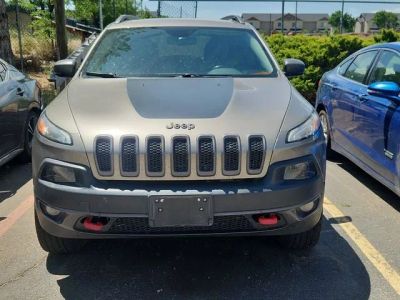 2018 Jeep Cherokee — side profile view