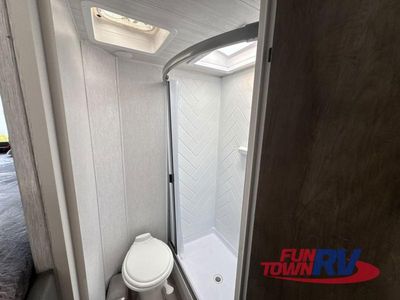 2022 Forest River RV Wildwood X-Lite - Photo 16
