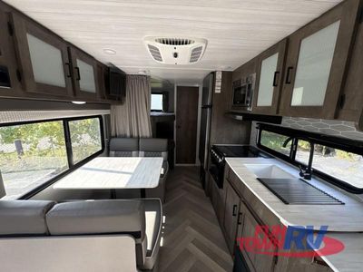 2022 Forest River RV Wildwood X-Lite - Photo 10
