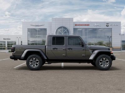 2026 Jeep Gladiator — photo 21 view