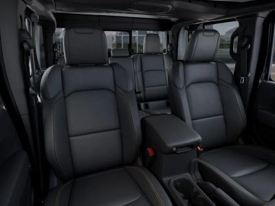 2026 Jeep Gladiator — photo 16 view