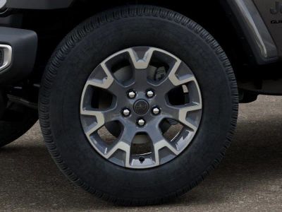 2026 Jeep Gladiator — photo 8 view