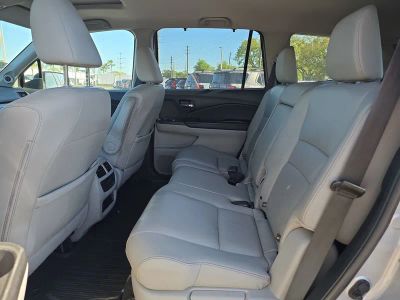 2021 Honda Pilot — photo 13 view