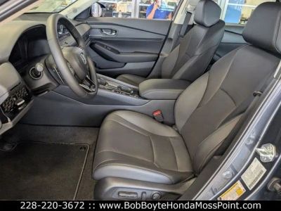 2026 Honda Accord Hybrid - Photo 6