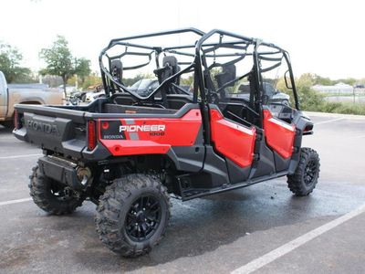 2025 Honda Pioneer 1000-6 Deluxe Crew - Photo 5