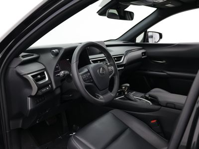 2021 Lexus UX - Photo 18