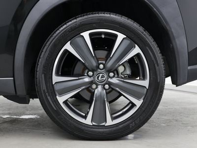 2021 Lexus UX - Photo 13