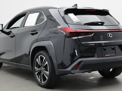 2021 Lexus UX - Photo 6