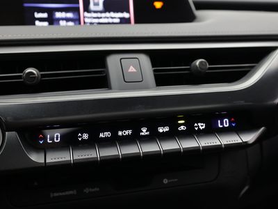 2021 Lexus UX - Photo 33