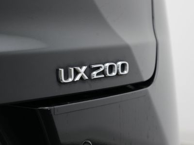 2021 Lexus UX - Photo 14