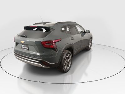 2025 Chevrolet Trax - Photo 7