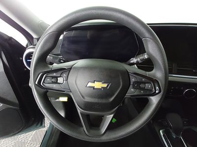 2025 Chevrolet Trax - Photo 12