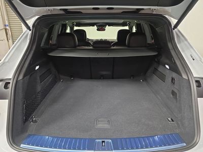 2026 Porsche Cayenne E-Hybrid - Photo 31