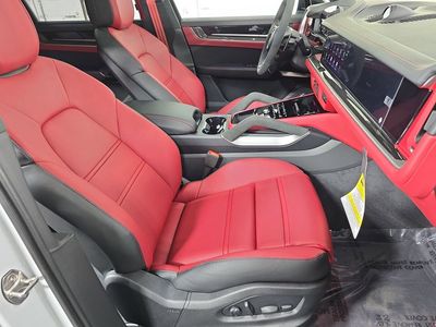 2026 Porsche Cayenne E-Hybrid - Photo 27