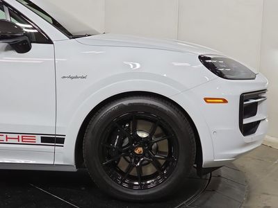 2026 Porsche Cayenne E-Hybrid - Photo 11