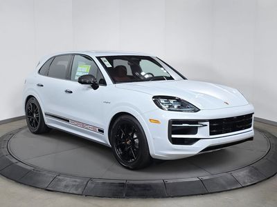 2026 Porsche Cayenne E-Hybrid - Photo 9