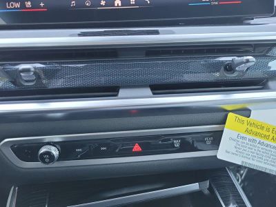 2026 BMW X5 — photo 32 view