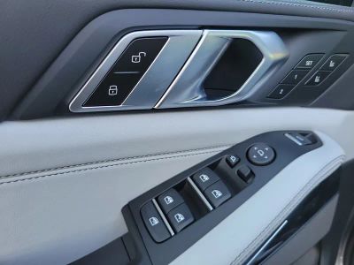 2026 BMW X5 — photo 20 view