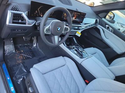 2026 BMW X5 — photo 21 view