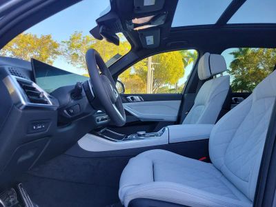 2026 BMW X5 — photo 22 view