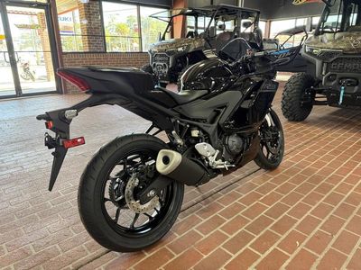 2026 Yamaha YZF-R3 - Photo 9